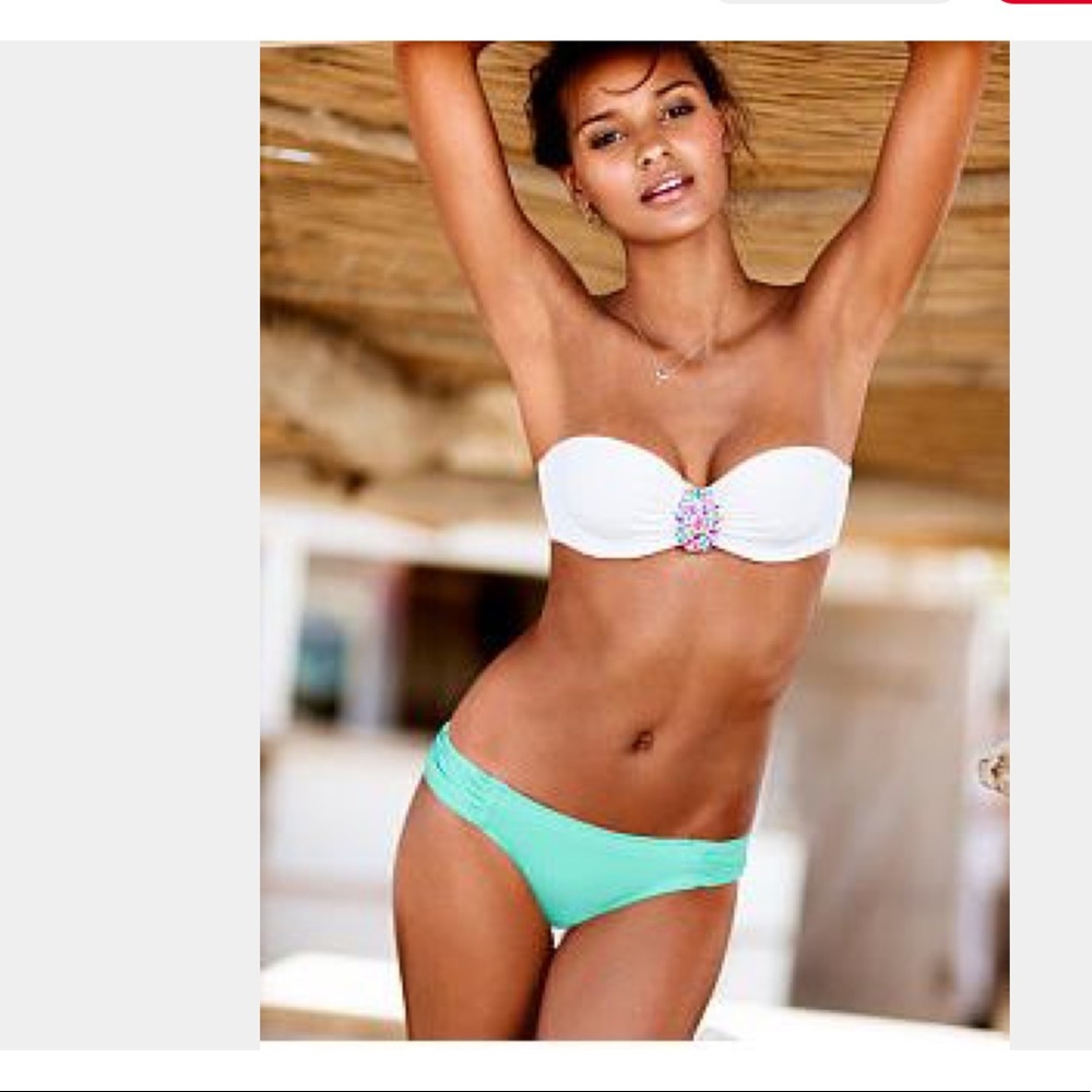 Victoria’s Secret Bikini Top